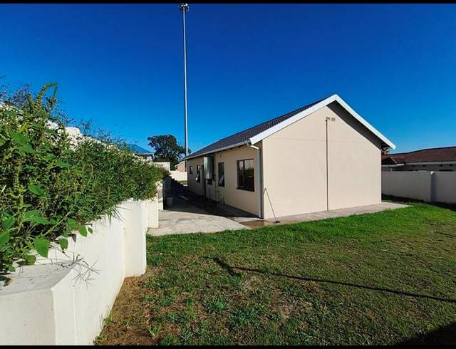 3 BEDROOM HOUSE FOR SALE IN MTHATHA CENTRAL